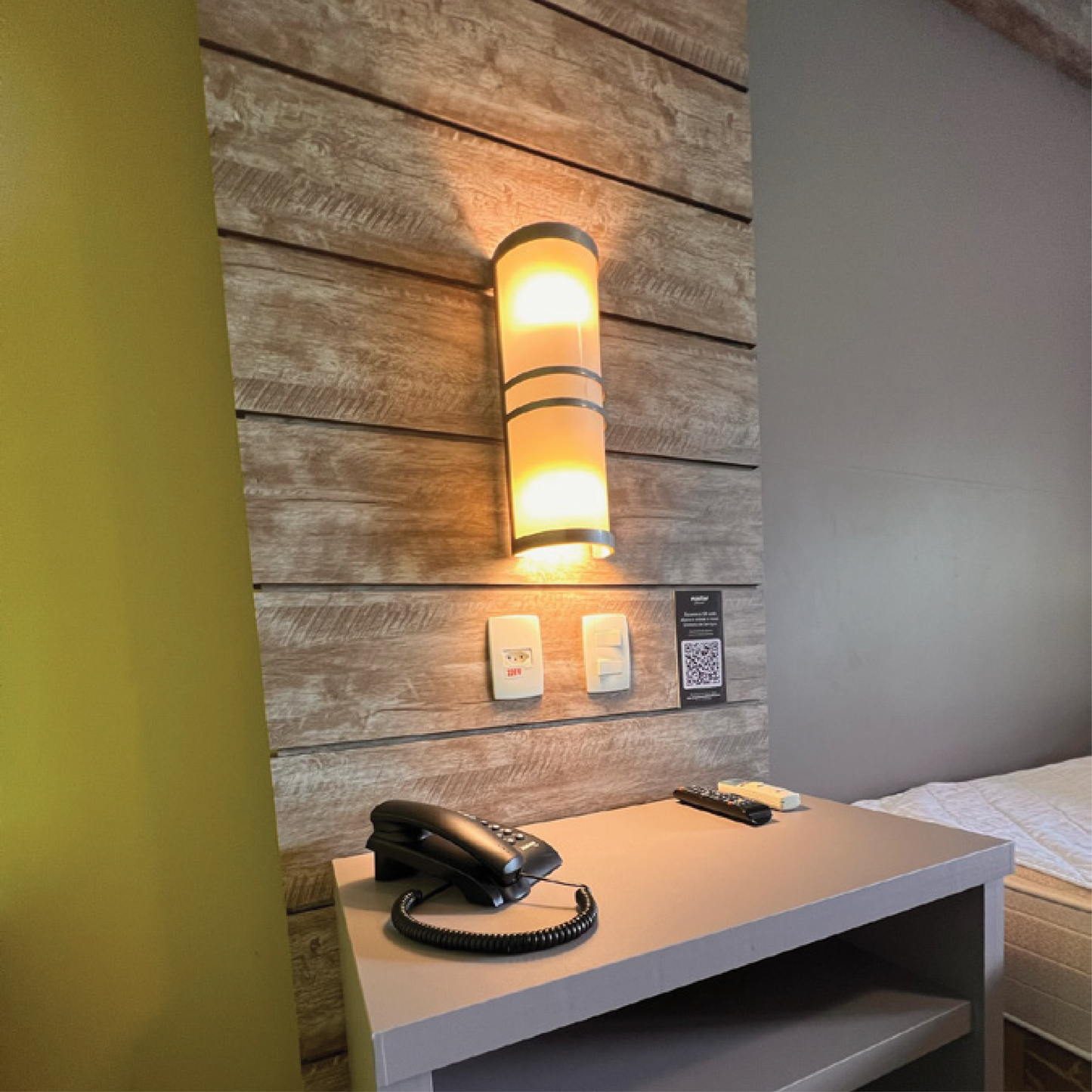 Vinilo Wood Sevilla #977D30