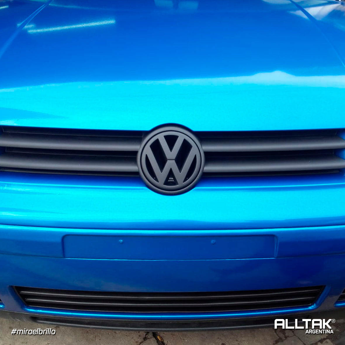 Vinilo Ultra Blue Metallic  #18U196M